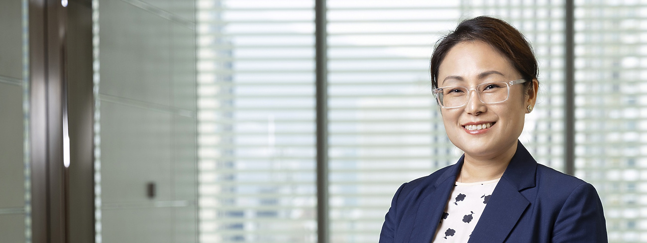 Stella Hu